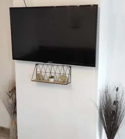 Maison Independante Pres De Valenciennes Climatise ,wifi , Parking Prive